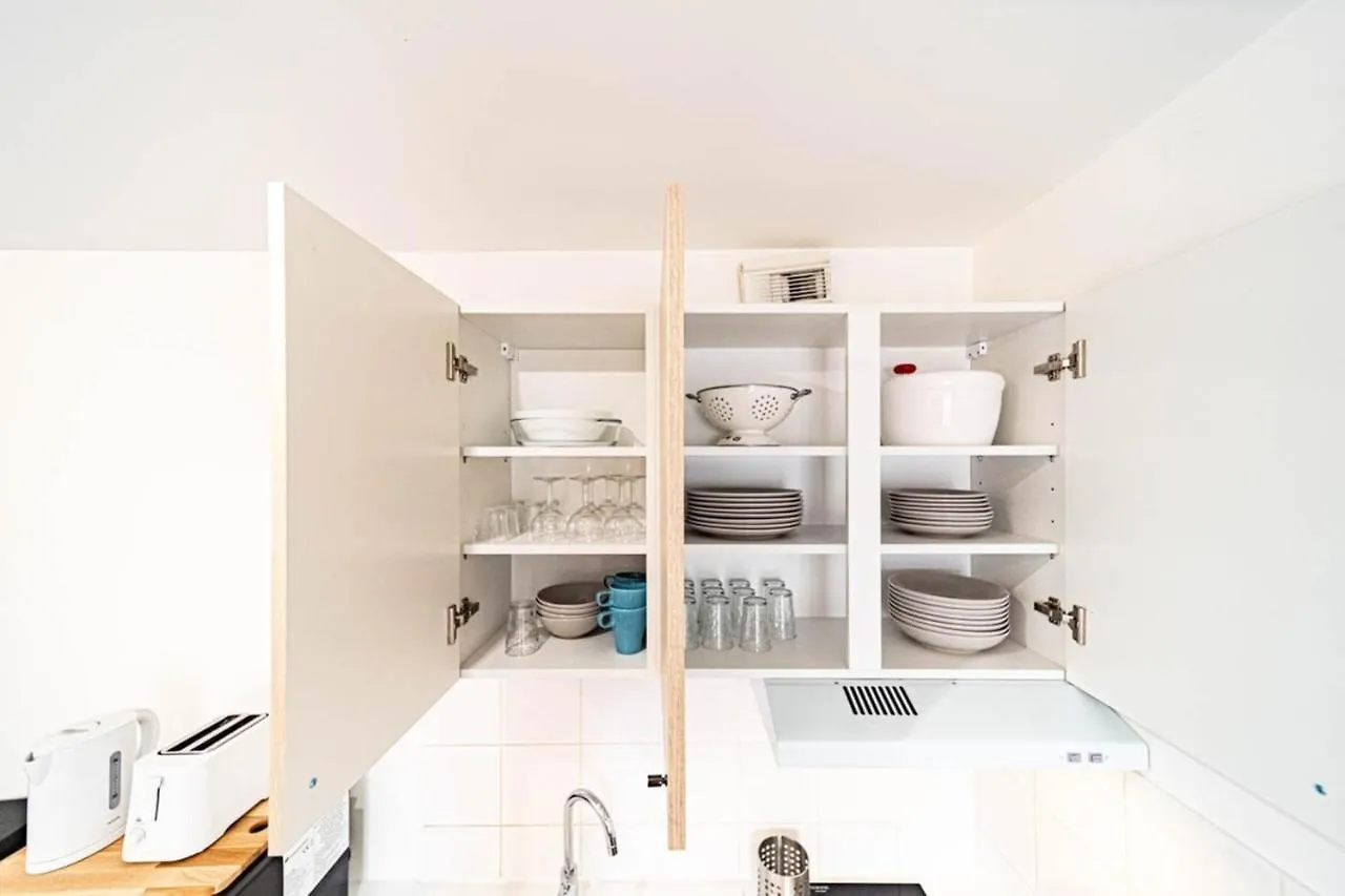 Le Petit Montel- Studio Avec Garage-Metro Valmy Lyon